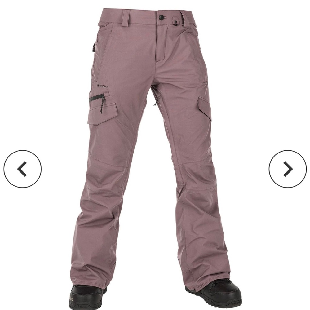 Volcom women’s snow pants.